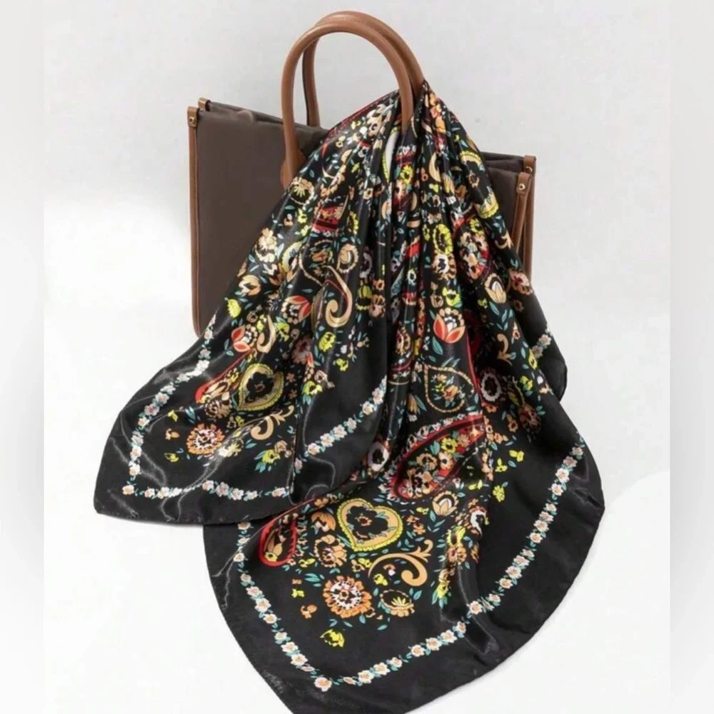 ✨Floral Black faux Silk Scarf